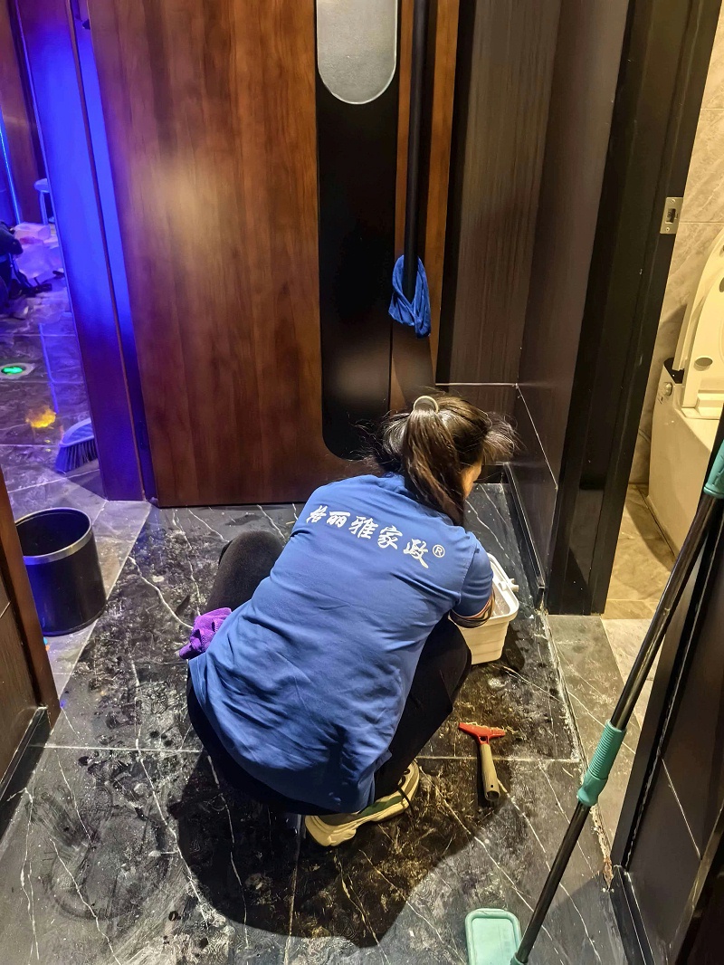 9f4fe81c3e093d6353c3defeb90f9565