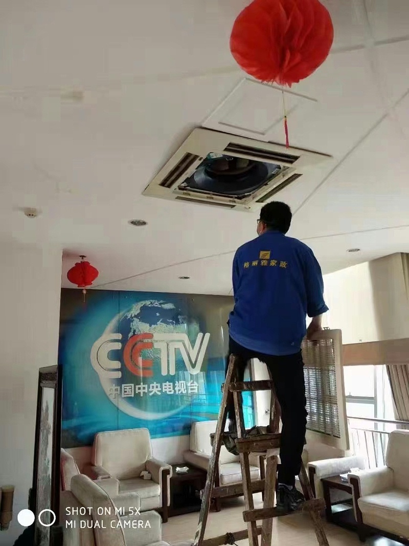 5d0b8fb3ba07ea968469d9c275c4e051