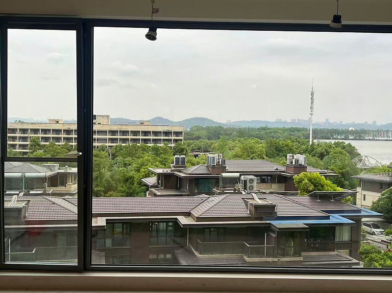 10ae2760b8aeb027279cbc75398b10fc